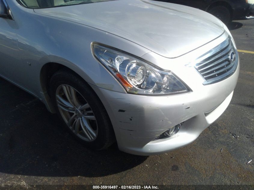 2015 INFINITI Q40 JN1CV6APXFM500846