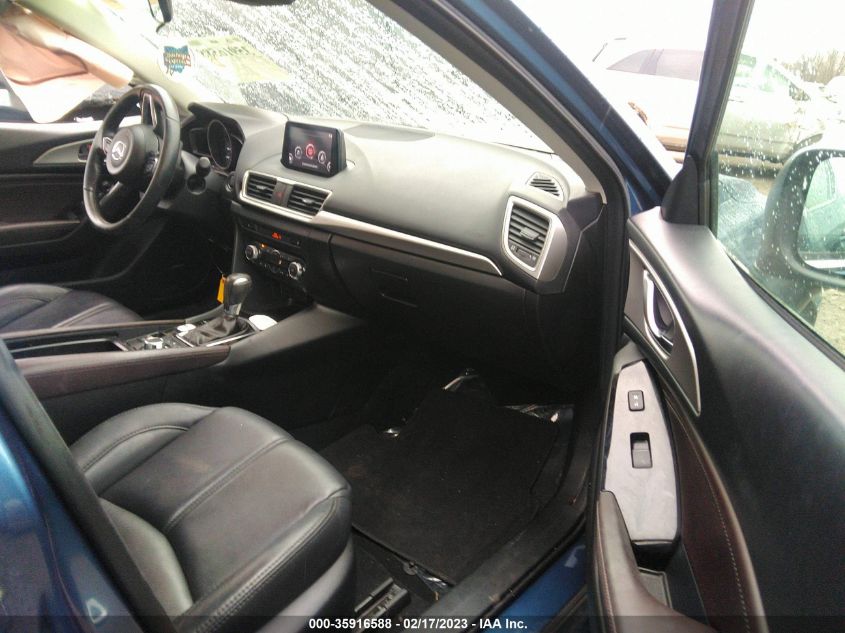 2018 MAZDA MAZDA3 4-DOOR TOURING 3MZBN1V35JM276740