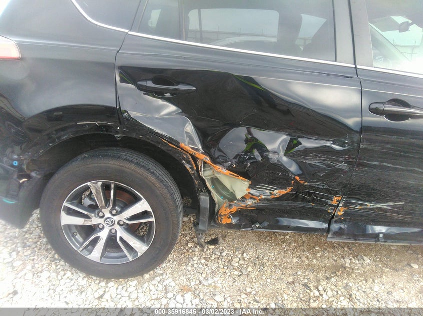 VIN 2T3WFREV4JW507207 2018 TOYOTA RAV4 XLE/ADVENTURE