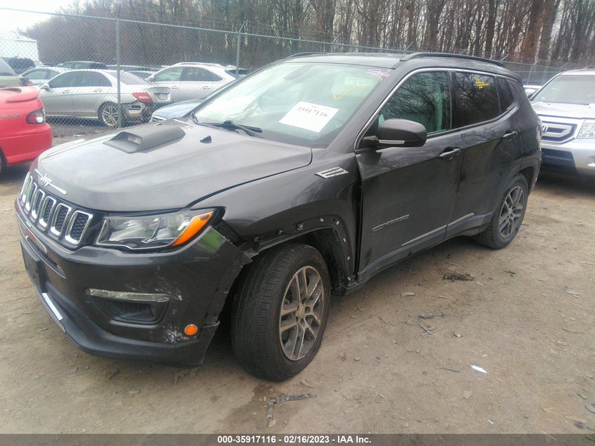 VIN 3C4NJCBB0HT632918 2017 JEEP COMPASS LATITUDE