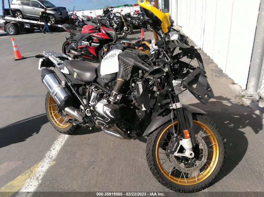 2022 BMW R 1250 GS - WB10M0302N6F03159
