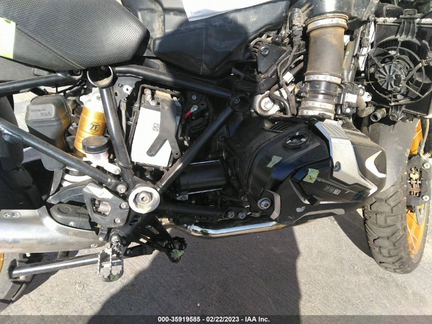 2022 BMW R 1250 GS - WB10M0302N6F03159