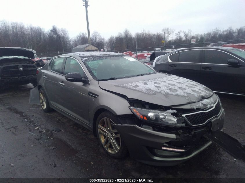 2013 KIA OPTIMA SX W/LIMITED PKG - 5XXGR4A60DG111232