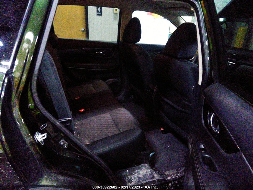 VIN 5N1AT2MV7JC720128 2018 NISSAN ROGUE SV
