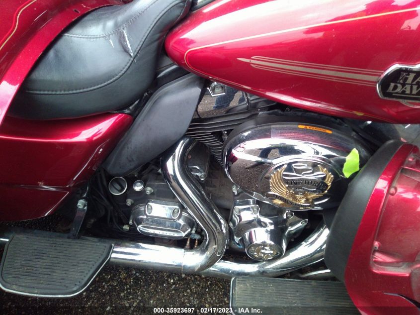 2013 HARLEY-DAVIDSON FLHTCUTG TRI GLIDE ULTRA CLASSIC 1HD1MAM16DB856557