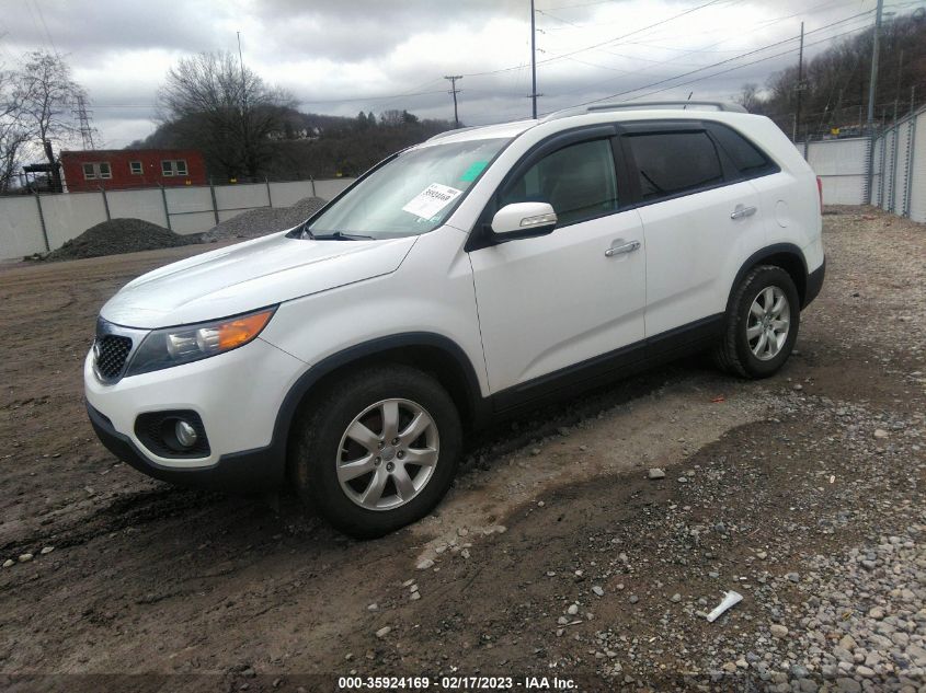 2013 KIA SORENTO LX - 5XYKT4A68DG421099