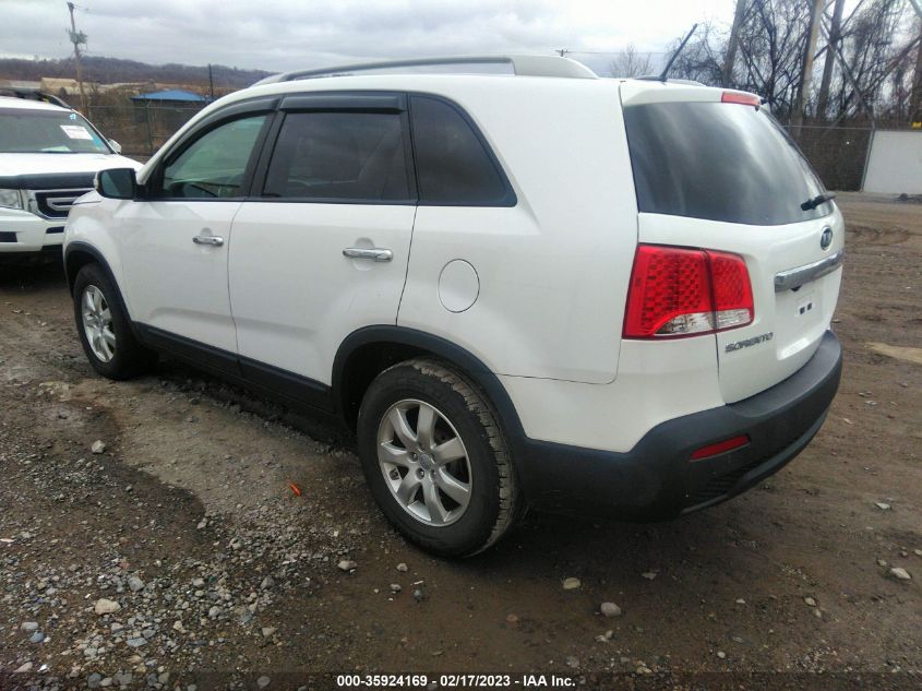 2013 KIA SORENTO LX - 5XYKT4A68DG421099