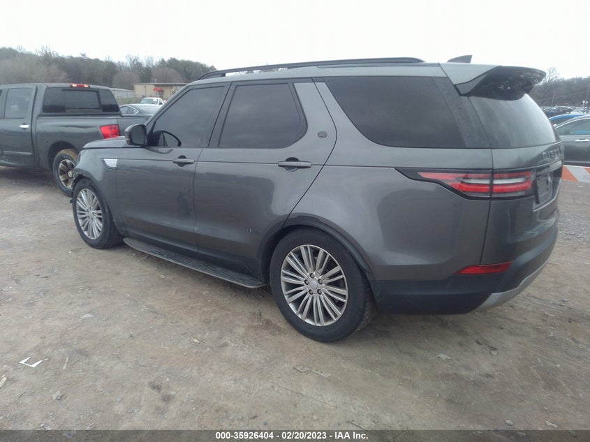 Auction sale of the 2017 Land Rover Discovery , vin: SALRRBBV0HA014142, lot number: 35926404