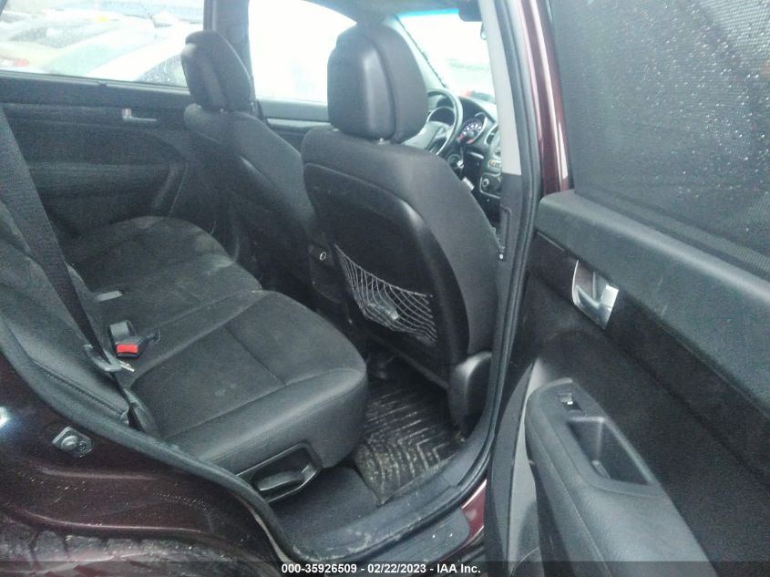 2014 KIA SORENTO LX - 5XYKT3A66EG474587