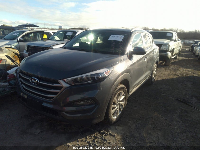 VIN KM8J33A42JU831908 2018 HYUNDAI TUCSON SEL
