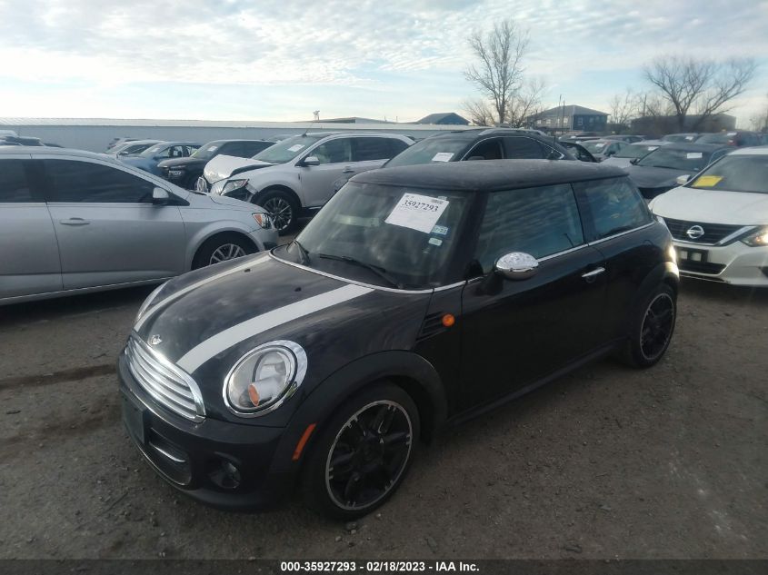 2013 MINI COOPER HARDTOP - WMWSU3C53DT688177
