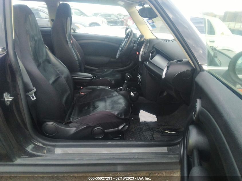 2013 MINI COOPER HARDTOP - WMWSU3C53DT688177