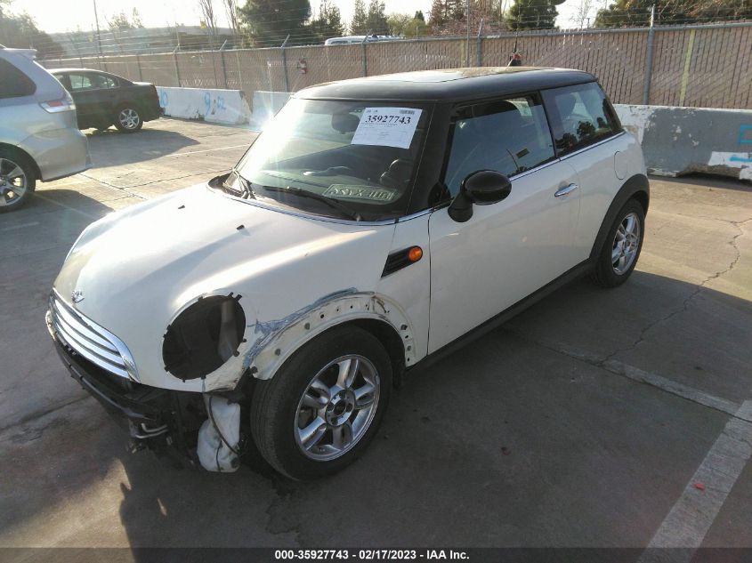 2013 MINI COOPER HARDTOP - WMWSU3C59DT691844