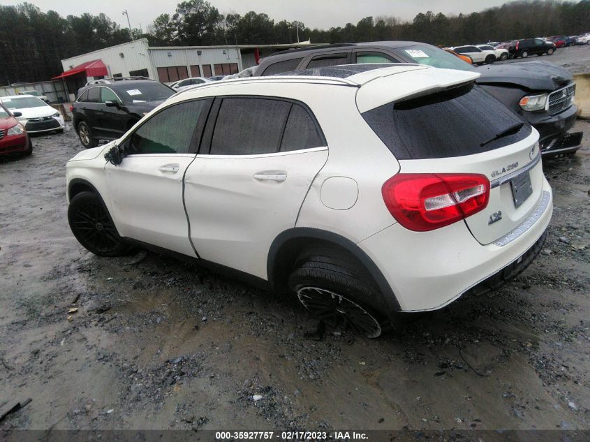 2018 MERCEDES-BENZ GLA - WDCTG4GB2JJ439066
