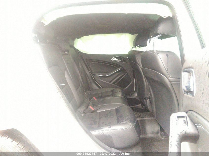 2018 MERCEDES-BENZ GLA - WDCTG4GB2JJ439066
