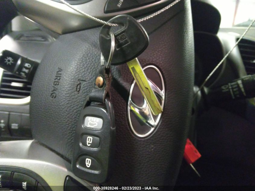 2013 HYUNDAI ELANTRA GT - KMHD35LEXDU151578