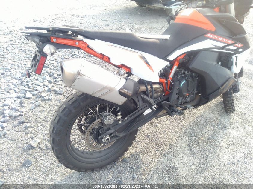 2022 KTM 890 ADVENTURE R - VBKTR6407NM838993