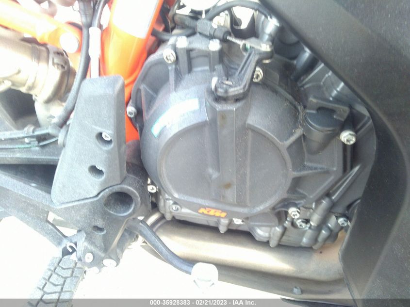 2022 KTM 890 ADVENTURE R - VBKTR6407NM838993