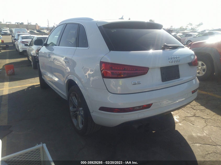VIN WA1HCCFS2JR014798 2018 AUDI Q3 PREMIUM PLUS
