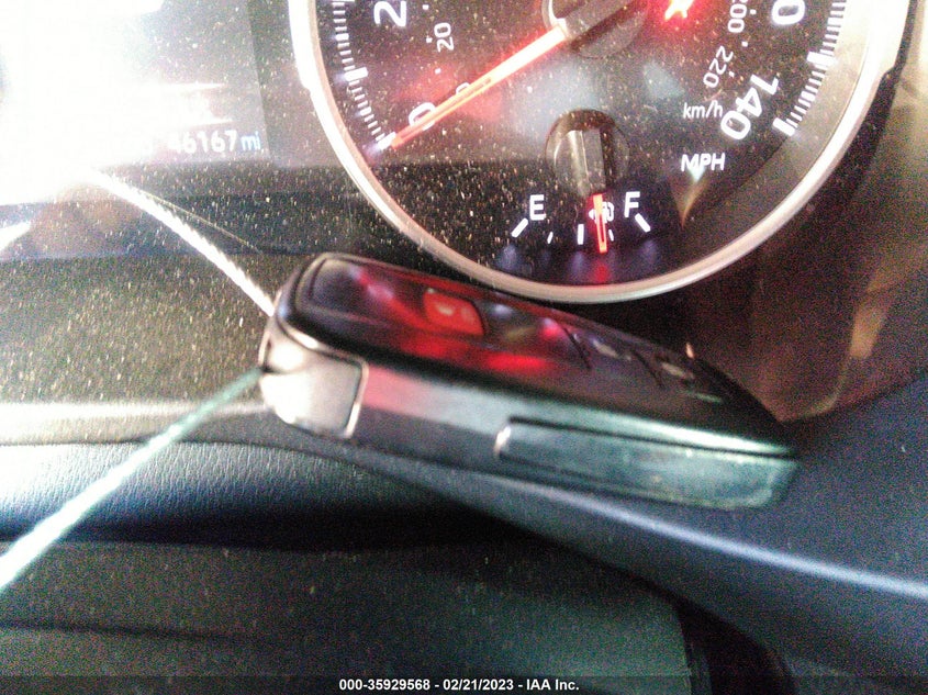 VIN 2T3W1RFVXKW022942 2019 TOYOTA RAV4 XLE