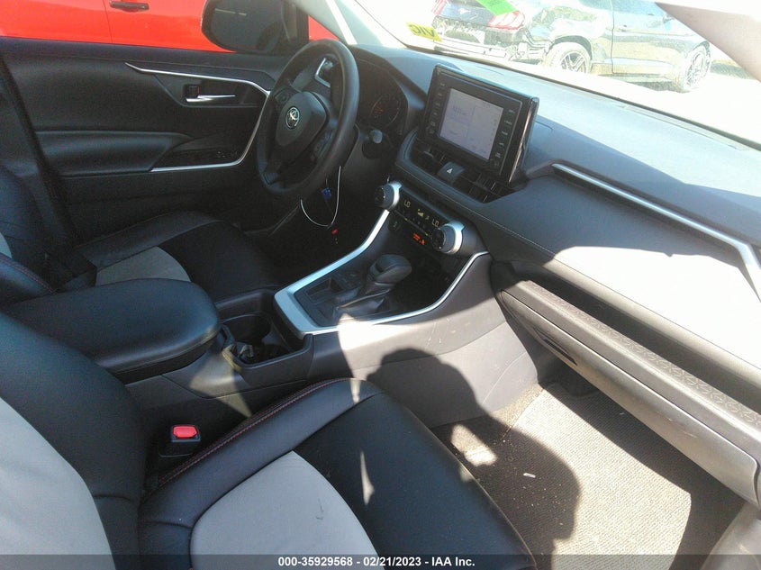 VIN 2T3W1RFVXKW022942 2019 TOYOTA RAV4 XLE
