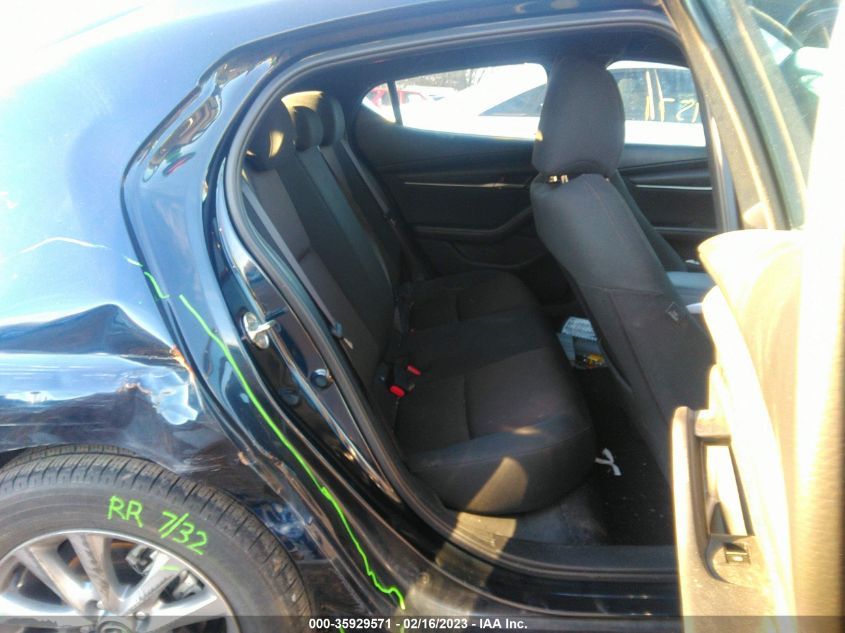 2022 MAZDA MAZDA3 HATCHBACK 2.5 S JM1BPAJL9N1512439