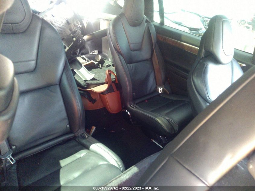 2017 TESLA MODEL X 90D/75D/100D - 5YJXCBE26HF044660
