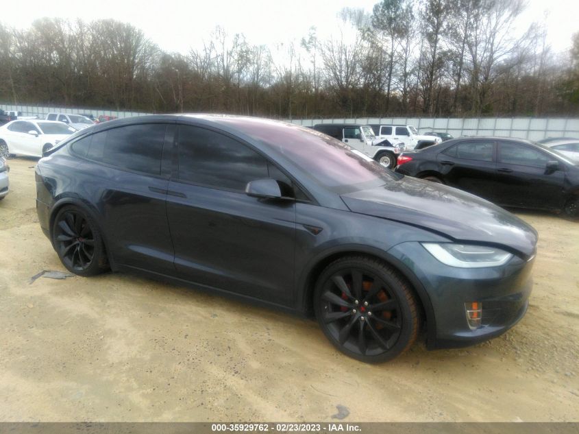 2017 TESLA MODEL X 90D/75D/100D - 5YJXCBE26HF044660