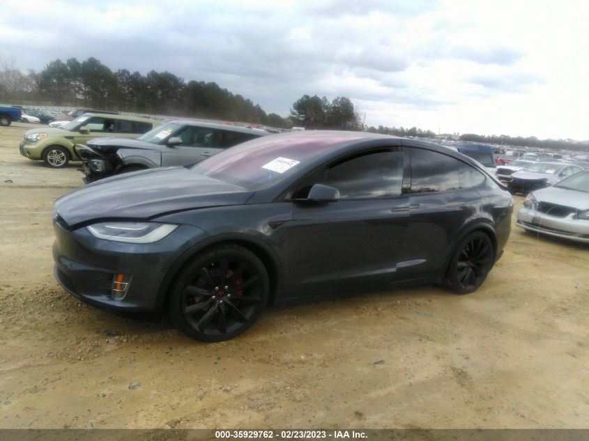 2017 TESLA MODEL X 90D/75D/100D - 5YJXCBE26HF044660
