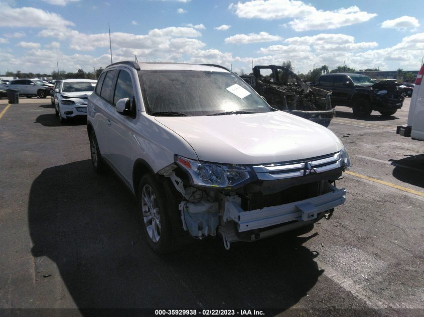 2015 MITSUBISHI OUTLANDER SE - JA4AD3A35FZ000562