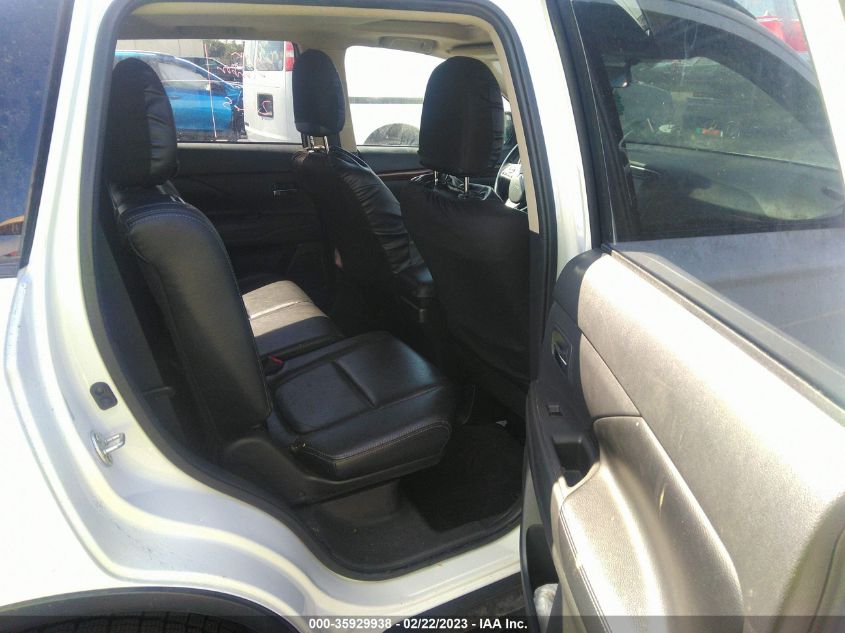 2015 MITSUBISHI OUTLANDER SE - JA4AD3A35FZ000562