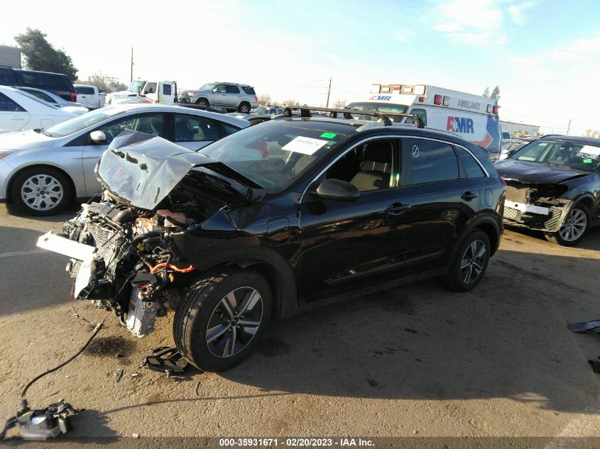 KNDCM3LD7N5537539 Kia Niro LXS 2