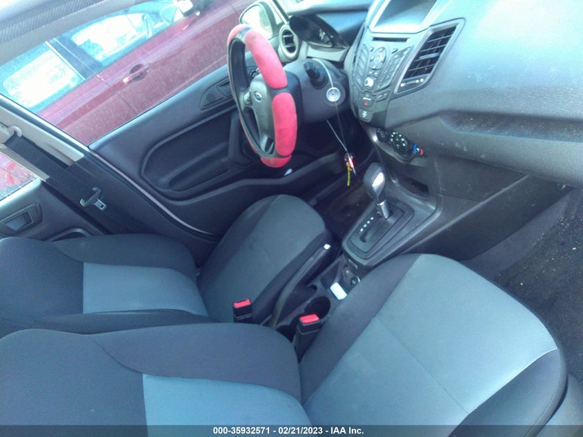 VIN 3FADP4TJ0JM118398 2018 FORD FIESTA S