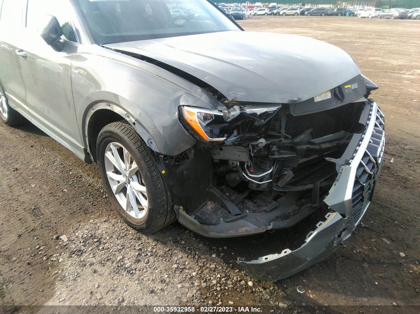 VIN WA1DECF35M1015593 2021 AUDI Q3 S LINE PREMIUM