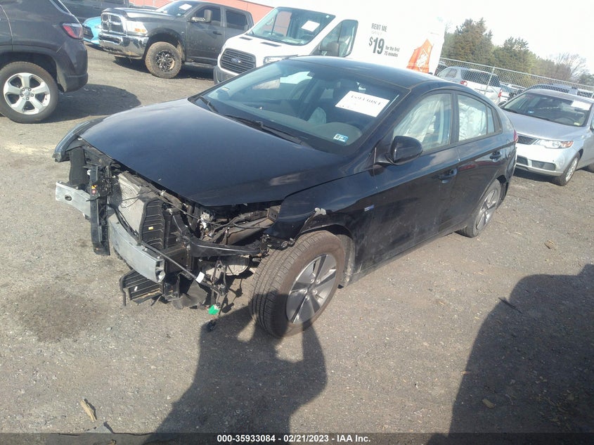 VIN KMHC65LC0KU138014 2019 HYUNDAI IONIQ HYBRID BLUE