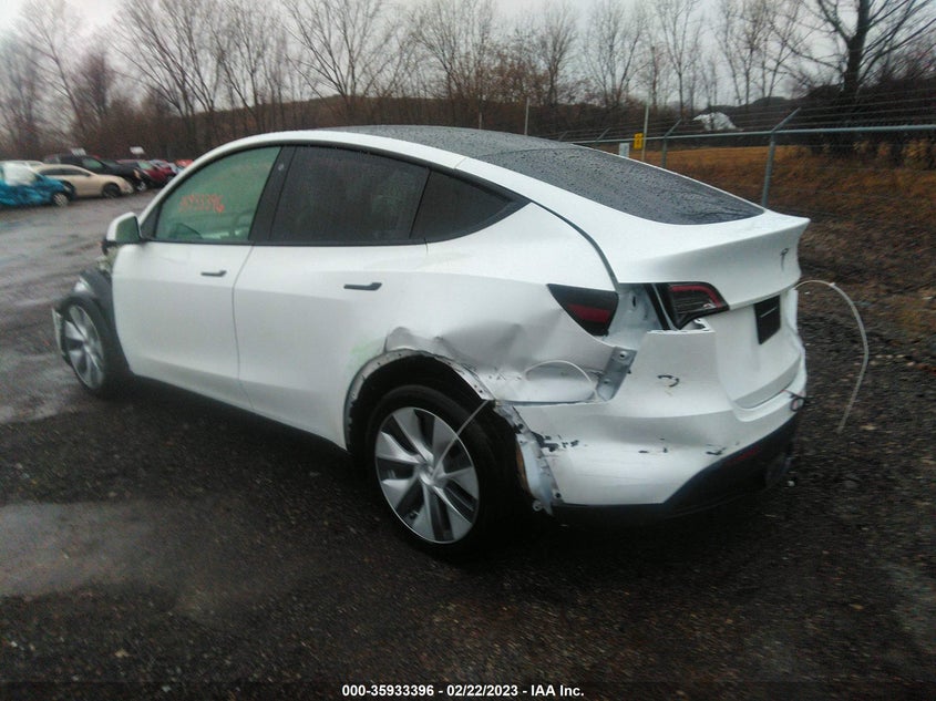 VIN 5YJYGDEE9MF087933 2021 TESLA MODEL Y LONG RANGE