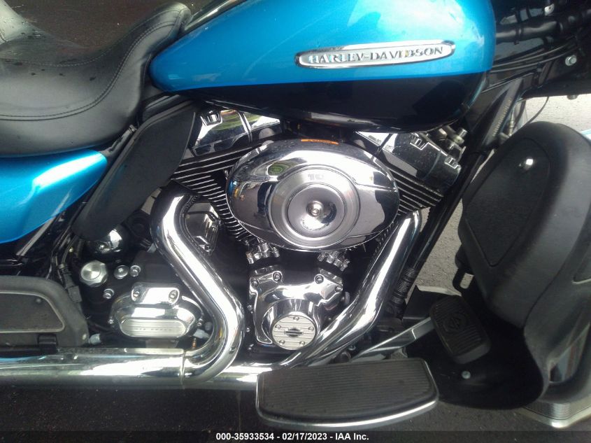 2011 HARLEY-DAVIDSON FLHTK 1HD1KEM13BB646329