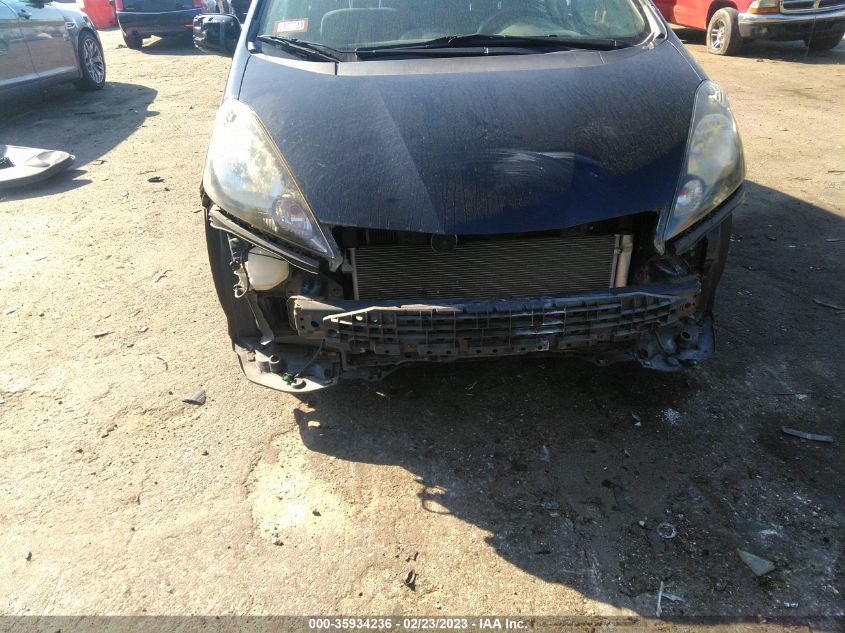 2013 HONDA FIT SPORT - JHMGE8G54DC042769