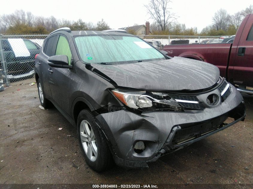 VIN JTMRFREVXD5015127 2013 TOYOTA RAV4 no.1