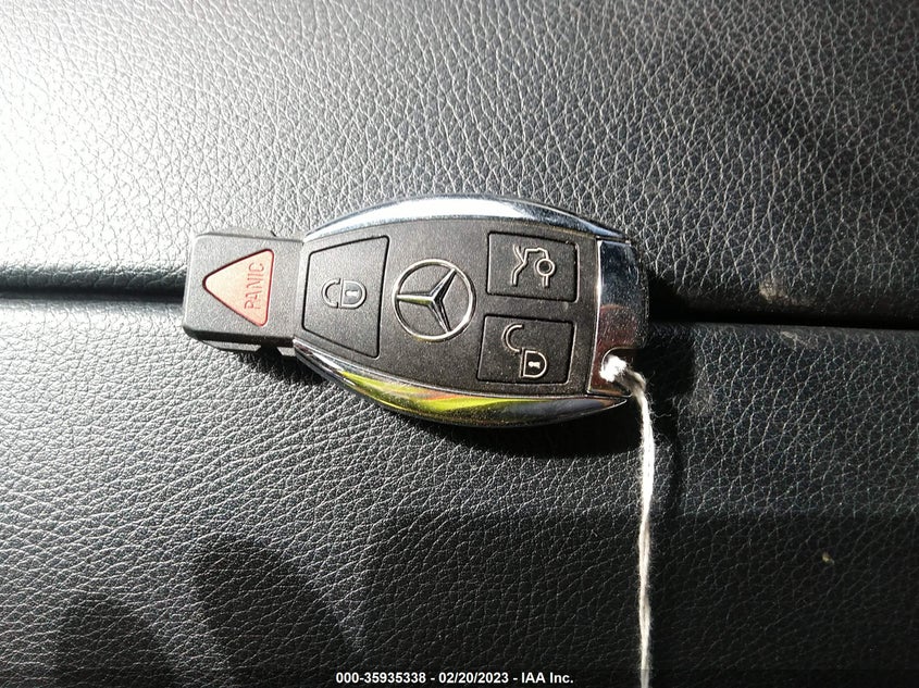 VIN WDC0G4KB5KF582933 2019 MERCEDES-BENZ GLC GLC 300