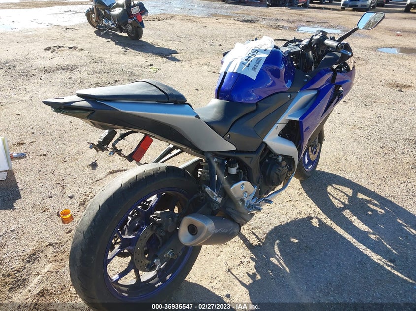 VIN MH3RH06Y4HK016328 2017 YAMAHA YZFR3