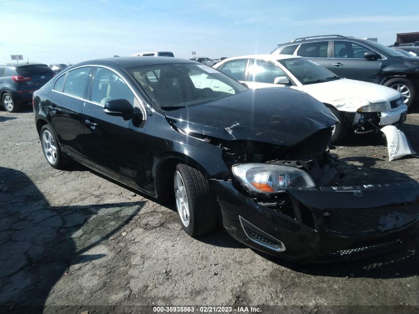 2013 VOLVO S60 T5 - YV1612FS5D2184688
