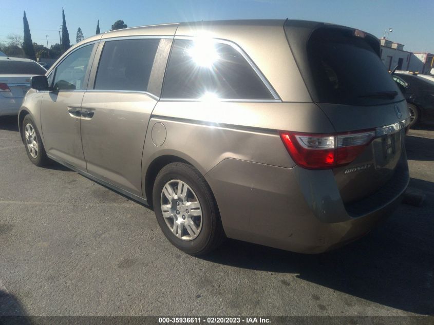 VIN 5FNRL5H23DB056247 2013 HONDA ODYSSEY no.3