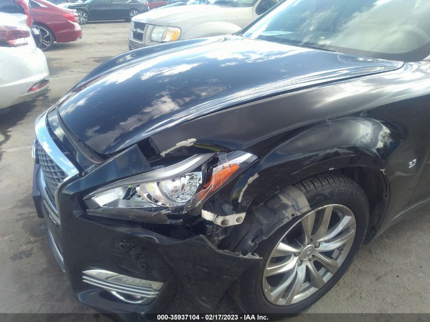 2015 INFINITI Q70 JN1BY1AR4FM562329