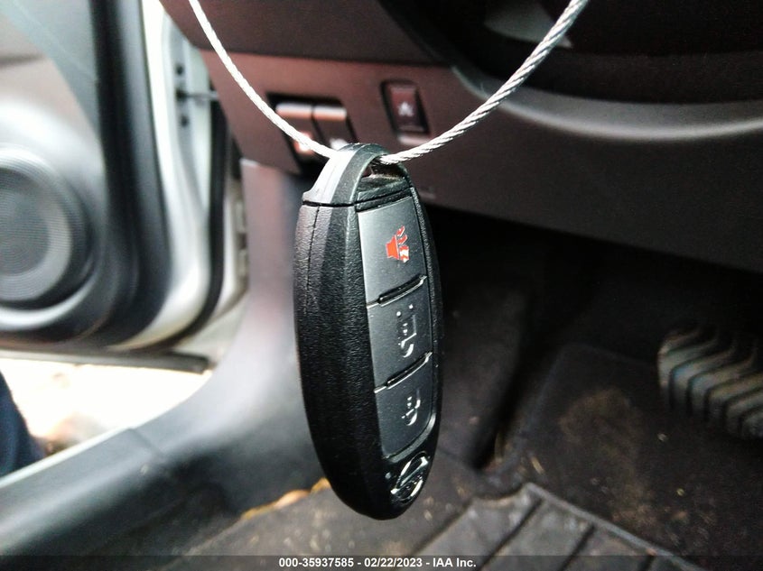 VIN 3N1CP5CU9KL518671 2019 NISSAN KICKS S