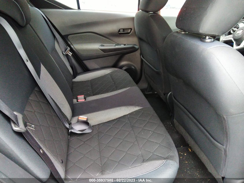 VIN 3N1CP5CU9KL518671 2019 NISSAN KICKS S
