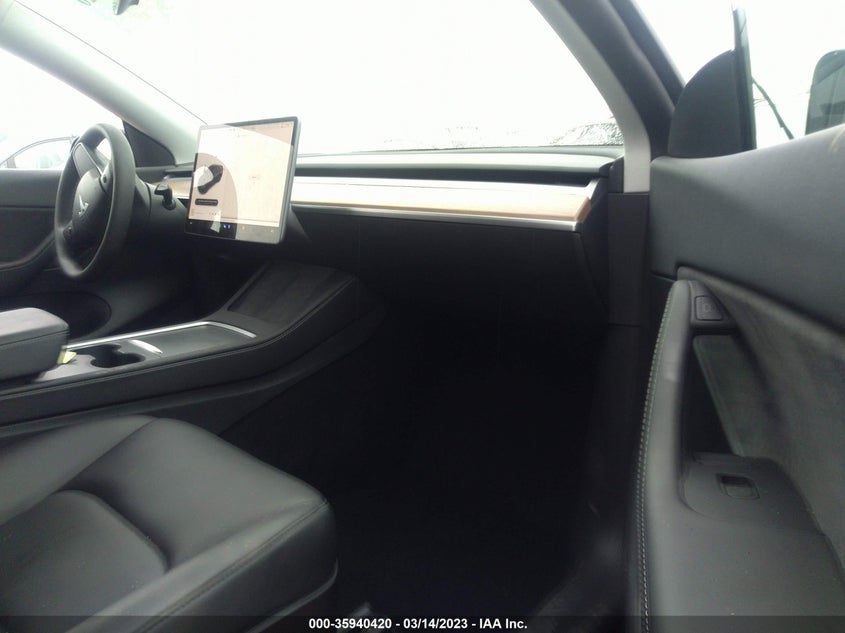 VIN 7SAYGDEE3NF509022 2022 TESLA MODEL Y LONG RANGE