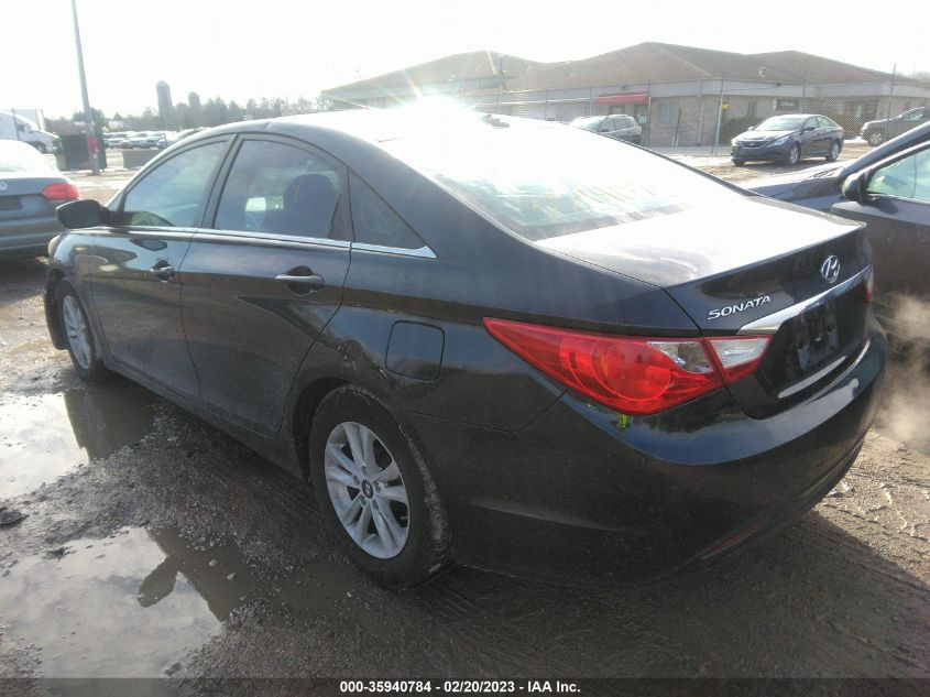 VIN 5NPEB4AC8DH538227 2013 HYUNDAI SONATA no.3