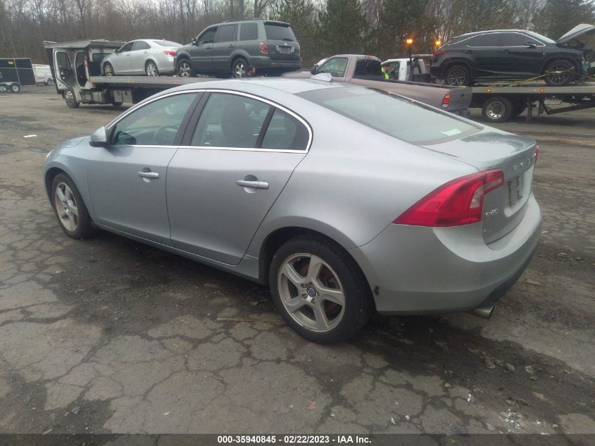 2013 VOLVO S60 T5 - YV1612FH6D2183912