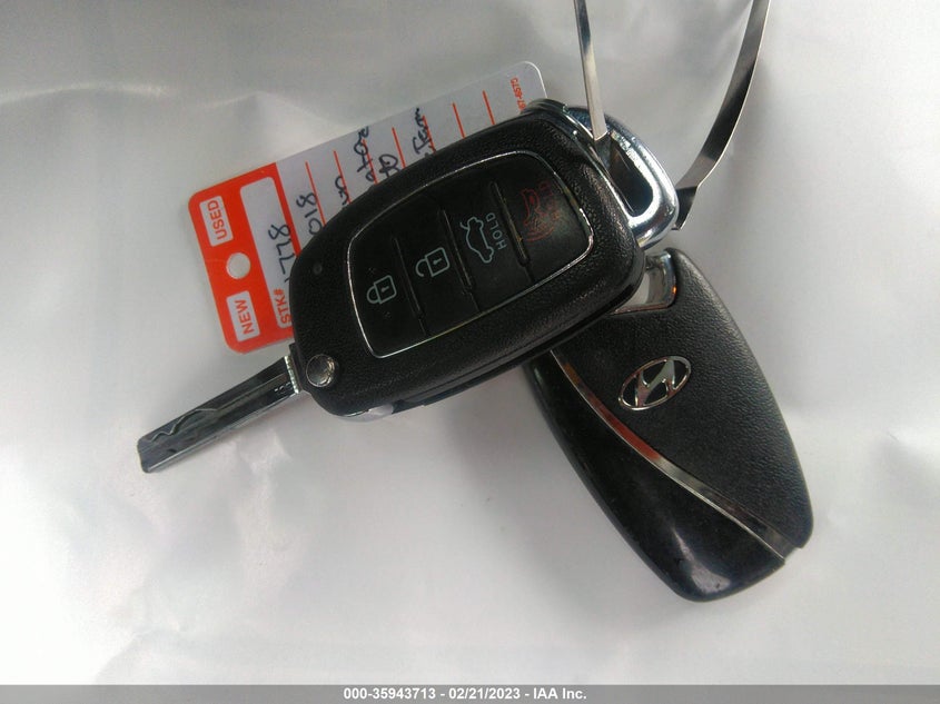 VIN 5NPE24AF9JH621297 2018 HYUNDAI SONATA SE